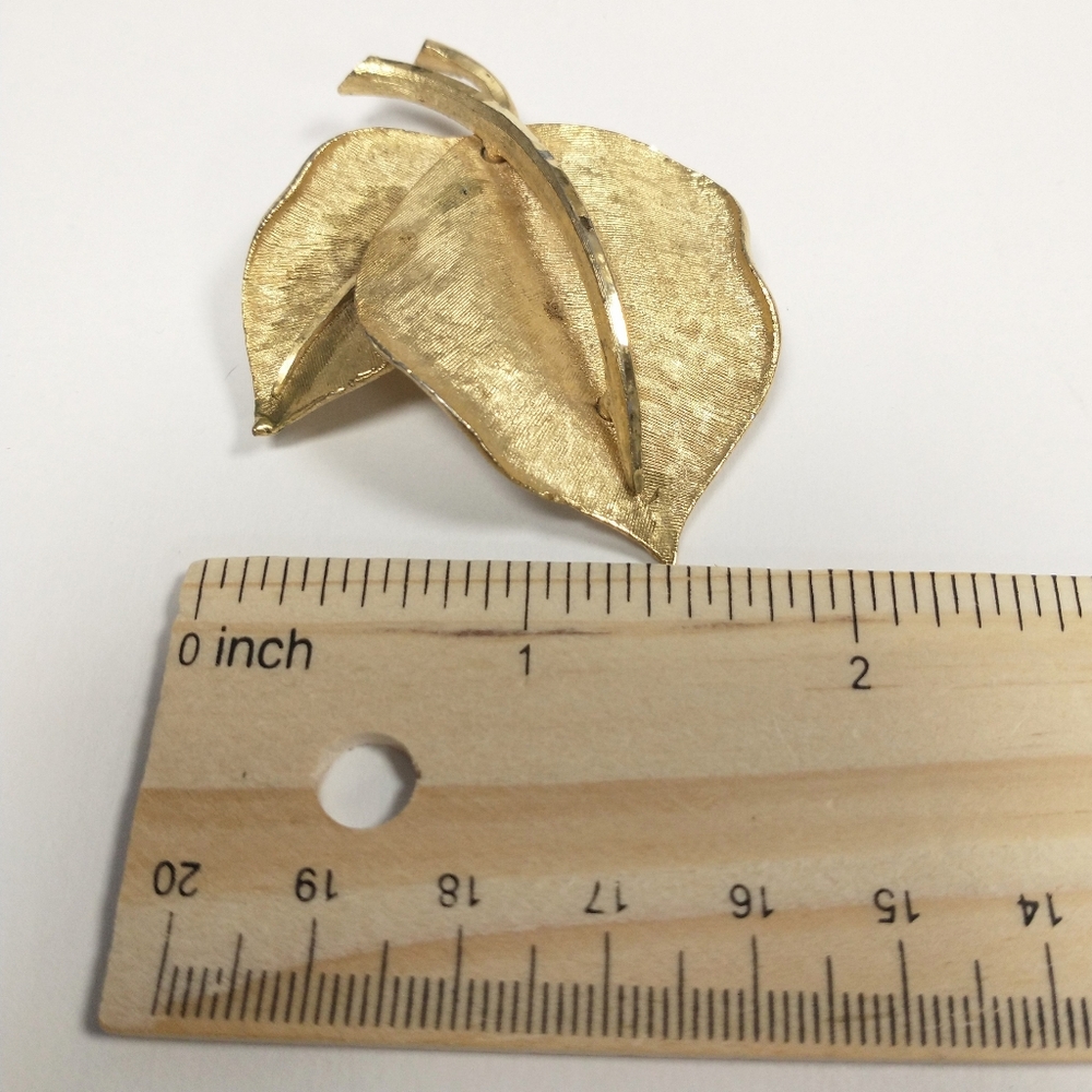 B.S.K. Textured Leaf Brooch Gold-Tone Signed VTG Benny Steinberg Slovitt & Kaslo - Picture 7 of 7